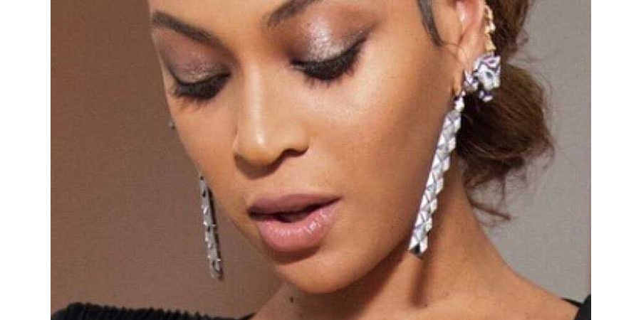 Glossier Reveals its New Product on Beyoncé | News | BeautyAlmanac