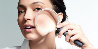 Clarins Pore Control Serum - the instant pore perfectionist!