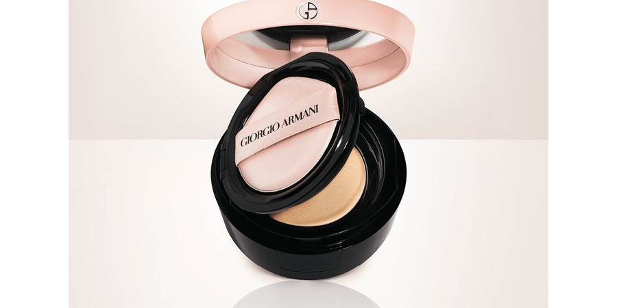 Giorgio Armani My Armani To Go Essence Foundation Tone Up