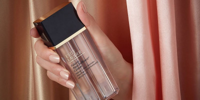 Estée Lauder Futurist Aqua Brilliance Custom Foundation & Illuminator Duo