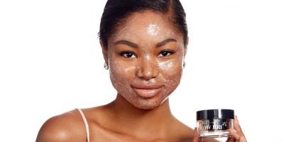 Too Faced Glow Job Disco Glow Glitter Mask for Spring 2019
