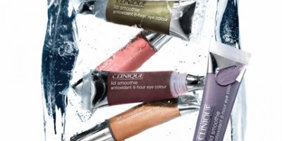 Clinique’s Lid Smoothie Antioxidant 8-Hour Eye Colour 