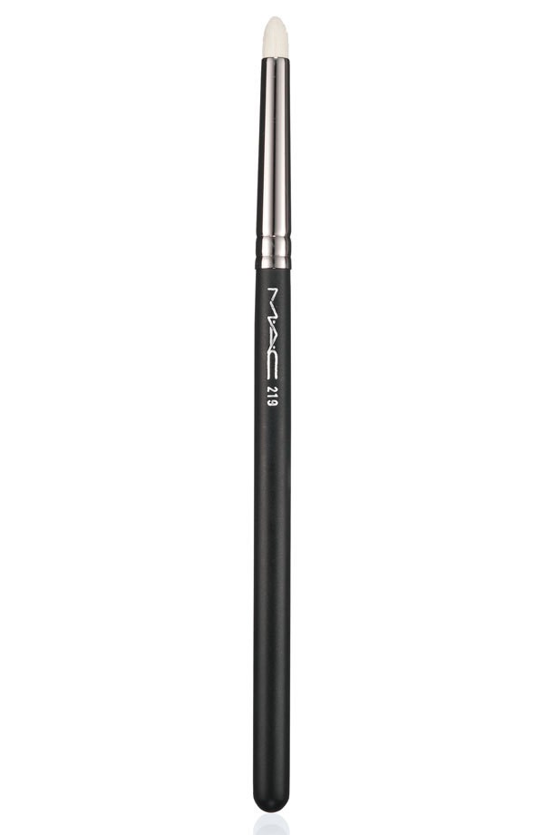 MAC 219 Pencil Brush Makeup BeautyAlmanac