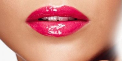Avon Moisture Seduction Lip Gloss