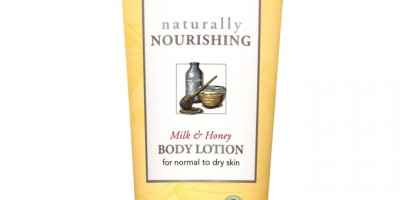 NEW Burt’s Bees® Naturally Nourishing Milk and Honey Body Lotion