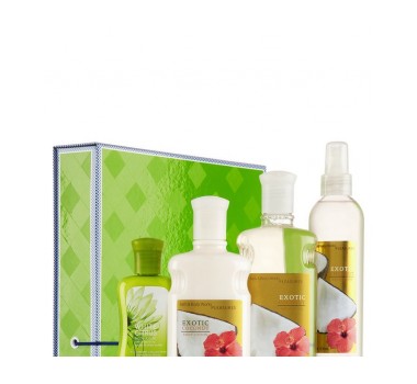 Bath & Body Works Exotic Coconut Signature Collection CLASSICS Classic Gift Set
